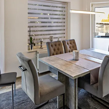 Grosses Haus Am Tremser Teich * 吕贝克