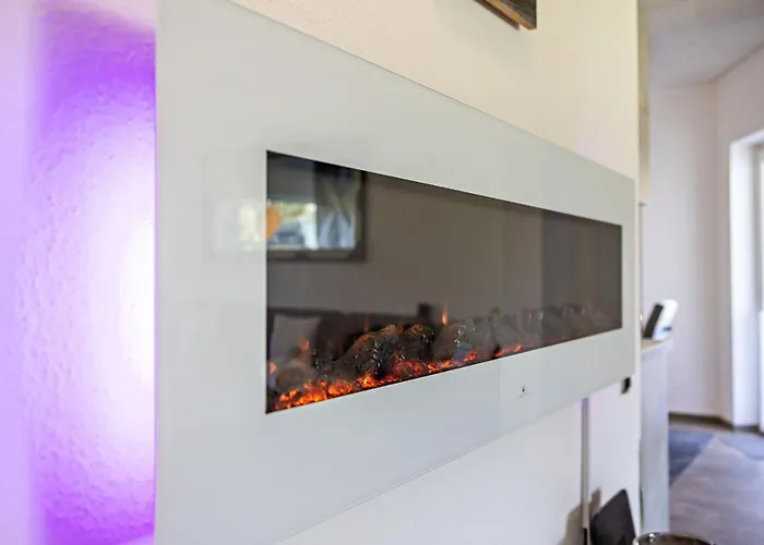 Grosses Haus Am Tremser Teich